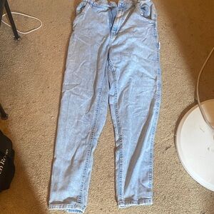 Ardene Women's Straight Leg Jeans in Light Blue